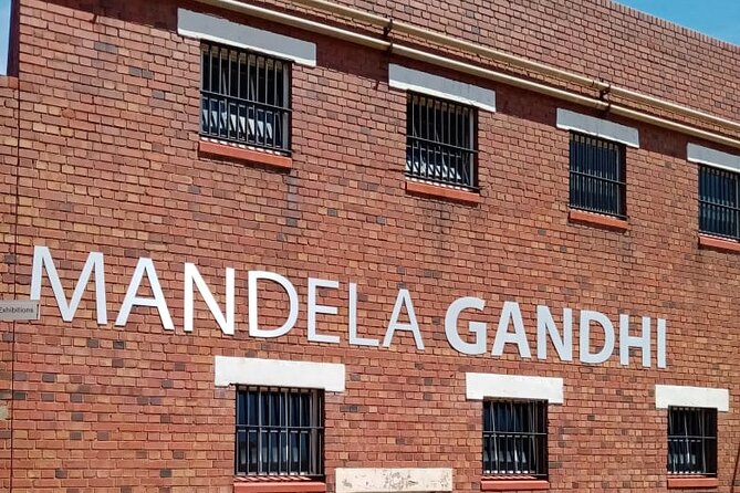 Johannesburg and Apartheid Museum and Soweto Guided Full-Day Tour - Baragwanath Hospital: public healthcare at massive scale