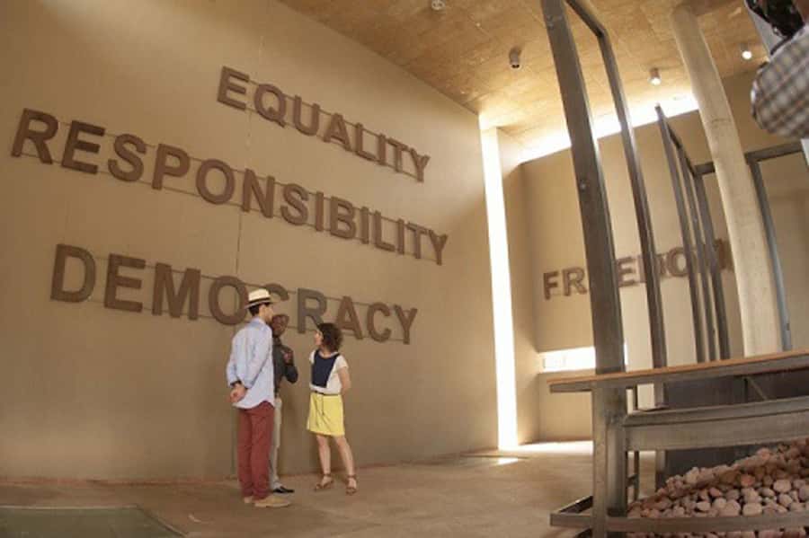 Johannesburg: Half-Day Apartheid Museum Tour - Apartheid Museum, guided the right way (not just facts on a loop)