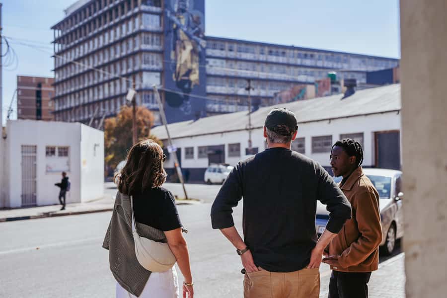 Johannesburg: Maboneng Street Art & Culture Tour - The Cosmopolitan Lounge: short stop, useful context