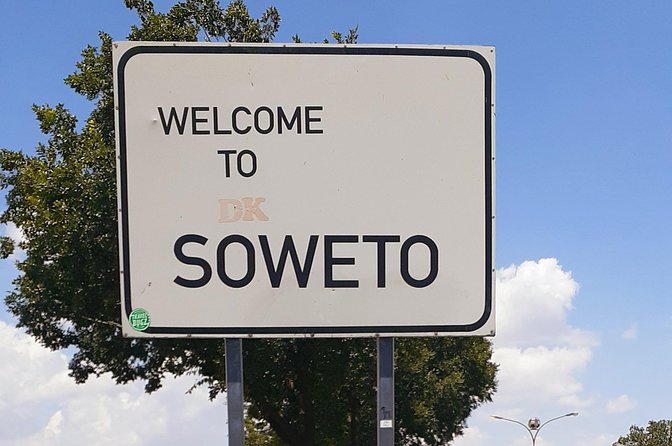 Johannesburg,Soweto and Apartheid Museum full-day tour - Constitutional Hill, Chancellor’s House, and Mandela Bridge