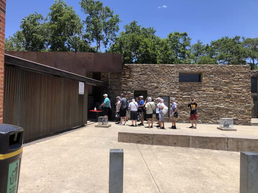 Johannesburg: Soweto, Apartheid Museum, and Cradle tours - Scheduling Reality: Museum Days Can Shift Your Plan