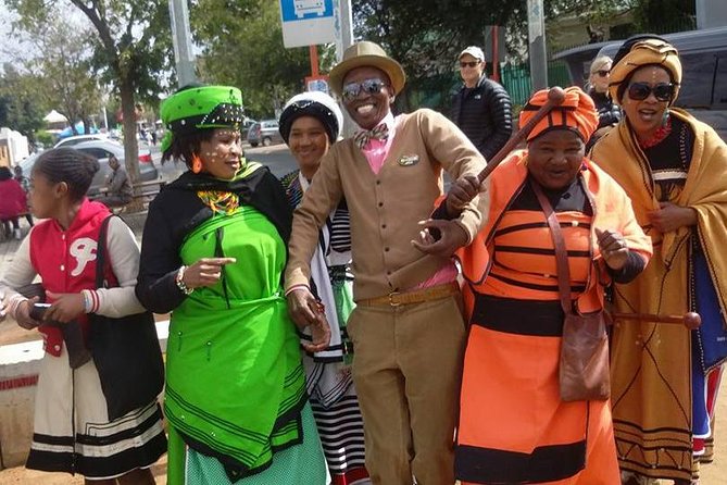 Johannesburg Soweto Highlights Tour - Diepkloof Park and the housing story behind the neighborhood names
