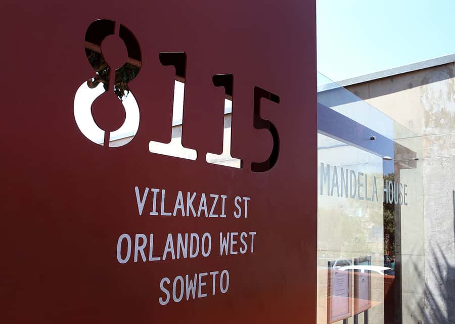 Johannesburg: Soweto Tour with Lunch - From Johannesburg to Orlando West, markets, and that first street-level feel