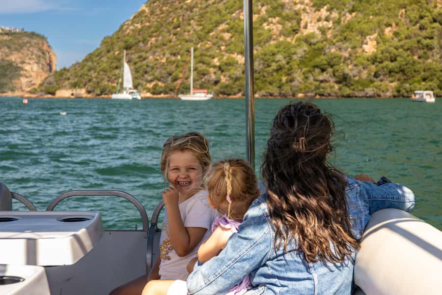 Knysna: Knysna Lagoon Pontoon Boat Cruise - What you actually get: cruise and commentary on the water