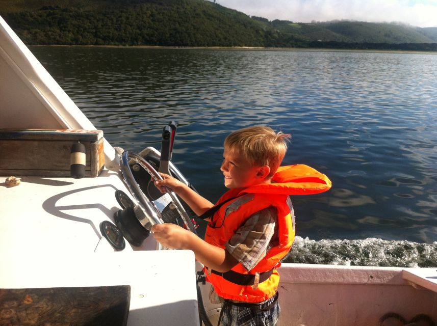 Knysna Lagoon: Boat Cruise with Oyster & White Wine Tasting - It really is a guided cruise, not just a boat ride