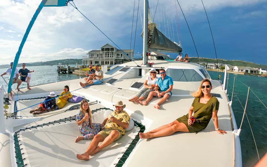 Knysna: Luxury Sunset Cruise with Captain's Barbeque - Past Leisure Isle and Featherbed Nature Reserve, Then Out Toward the Indian Ocean