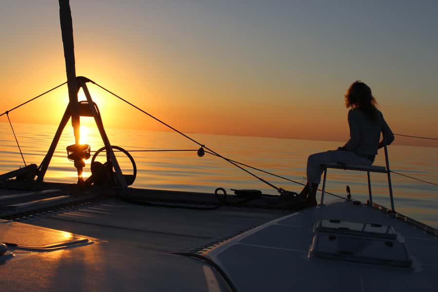 Knysna: Luxury Sunset Cruise with Captain's Barbeque - Crew Service: The Difference Between a Ride and an Experience