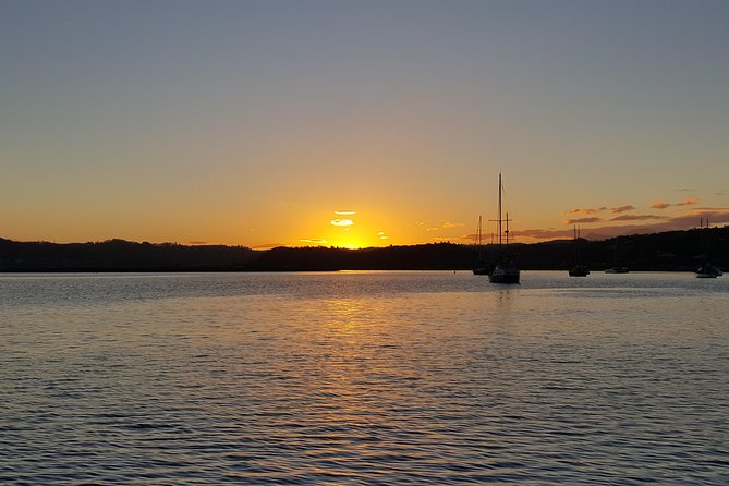 Knysna Sunset Cruise - The Knysna Heads moment: wine, oysters, and a slow-guided sunset