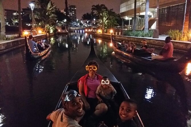 Magical Gondola Night Boat Cruise in Durban - Weather, timing, and the drizzle tip that matters