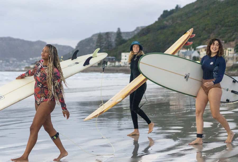 Muizenberg Cape Town: Private Surf Lesson - Gear, clothing, and small choices that keep you comfortable