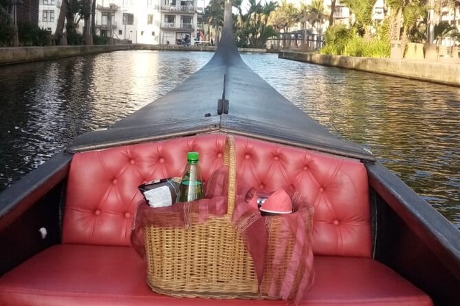 Picnic Gondola Boat Ride at Durban Point Waterfront Canal - The picnic lunch: local cheeses and sweets in a Society for the Blind wicker basket