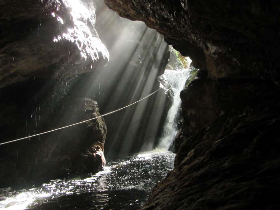 Plettenberg Bay: Canyoning Trip - The ropes course and the 25-meter abseil that sets the tone
