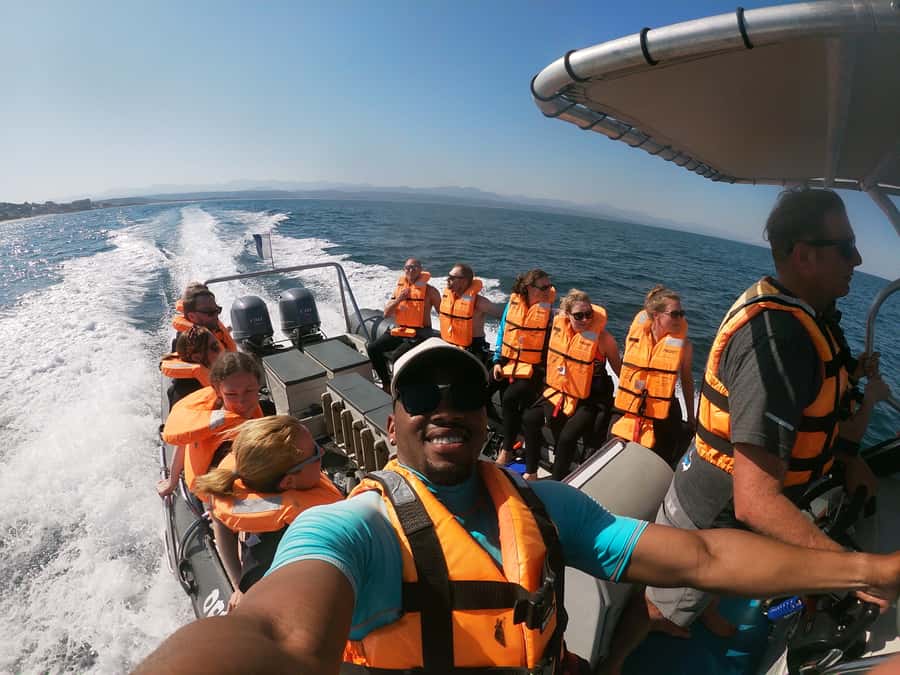 Plettenberg Bay: Seal Colony Viewing Excursion - Where you meet Offshore Adventures, and how the paperwork and bag rules work