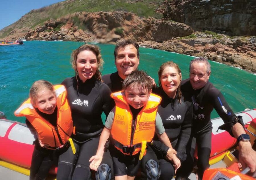 Plettenberg Bay: Seal Viewing Boat Trip - Languages, guides, and the family-friendly vibe
