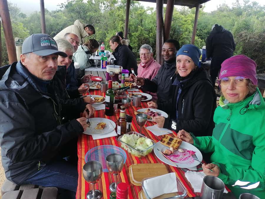 Port Elizabeth: Schotia Private Game Reserve Safari - The Refreshment Break: Drinks, Picnic Style Snacks, and a Real Reset
