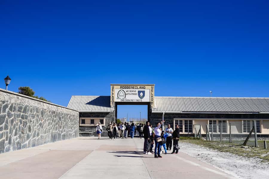 Pre-Booked: Robben Island, Bo-kaap & Table Mountain Tour - Robben Island from the Nelson Mandela Gateway: the ferry plus the guided prison walk