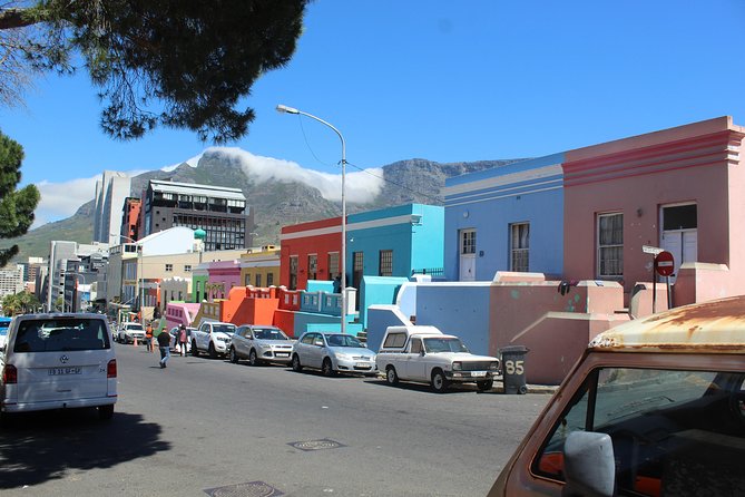 Private City Tour Table Mountain + Cable Car Ticket Camps Bay H/D - Bo-Kaap: color, cobblestones, and the Malay community story