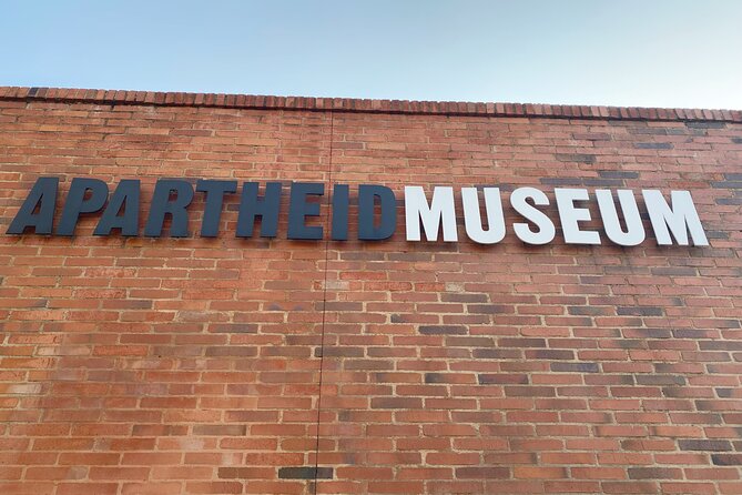 Private Half Day Authentic Soweto Tour from Johannesburg or Pretoria - Mandela House Option, Then Soweto Towers for Crafts and Lunch