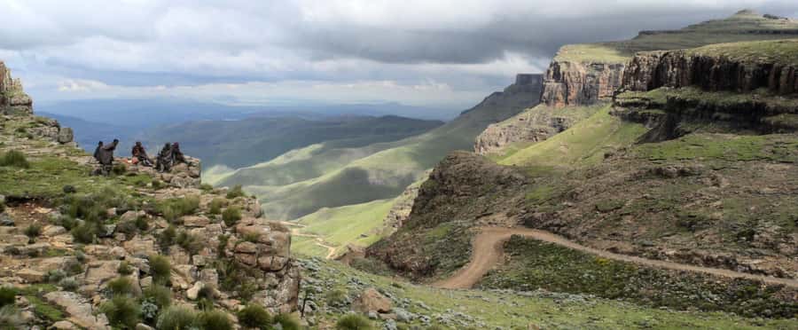 Private Sani Pass Classic Tour: High value for money - The Morning Pickup and the Ride Toward the Pass