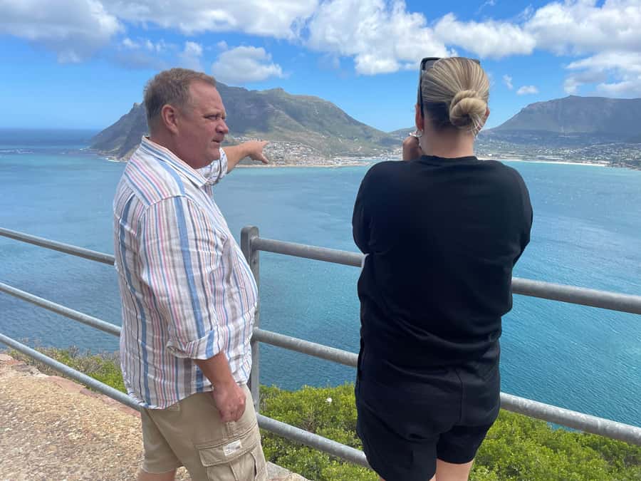 Private Tour:Cape of Good Hop>Chapman’s >Penguin>Seal island - Boulders Beach Penguin Colony: Seeing African Penguins Up Close