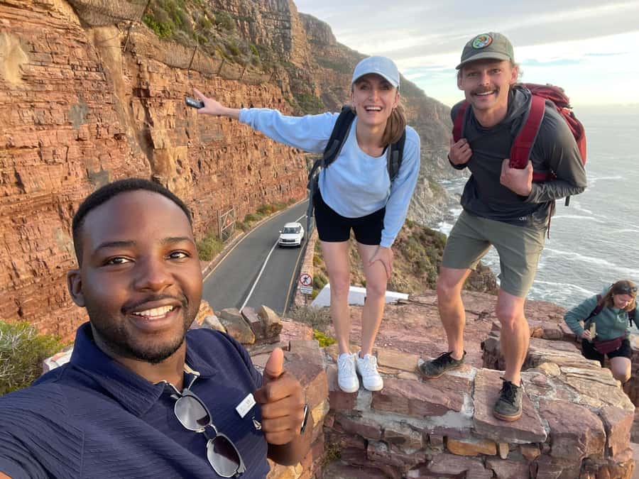 Private Tour:Cape of Good Hop>Chapman’s >Penguin>Seal island - Cape Point Nature Reserve: Lighthouse Options and Ocean Current Science