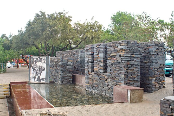 Private Tour of Johannesburg, Soweto and Apartheid Museum - Soweto on foot: 1976 streets and the Mandela trail
