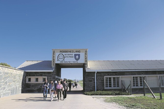 Private Tour Robben Island, Kirstenbosch and wine tasting - Kirstenbosch National Botanical Garden: your breathing space between heavy history and wine