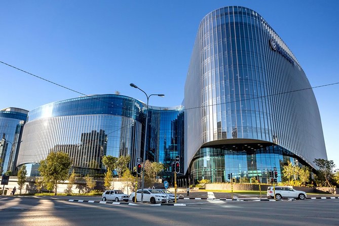 Private Transfer: Tambo Airport JNB to Johannesburg in Luxury Van - The arrivals meet-and-greet, and why it actually matters