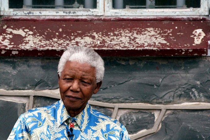 Robben Island and Table Mountain Pre Booked Tickets - Bo-Kaap: culture and color before you go up