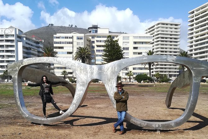 Robben Island, Bokaap, Mandela Glasses. tickets conf 8am next day - On the island: prison walks, Cell 46664, and an ex-prisoner story