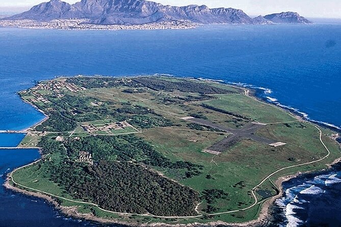 Robben Island Guided Tour & Two Ocean Aquarium with tickets - V&A Waterfront free time: a useful buffer (and a reminder about lunch)