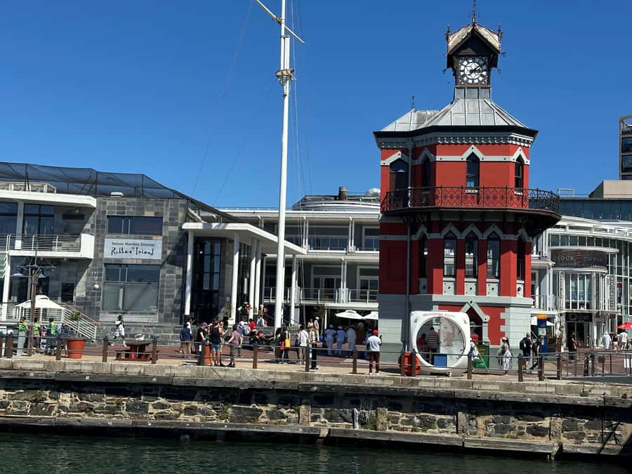 Robben Island Half Day Tour with Pre-Booked Ticket - Nelson Mandela Gateway logistics: arriving, boarding, and ID checks