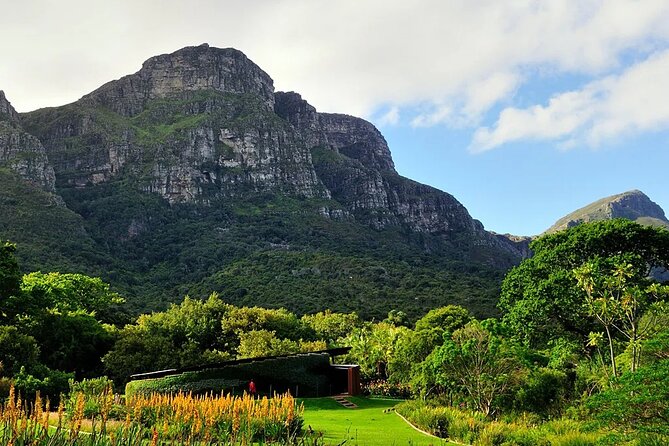 Robben Island ,Kirstenbosch Gardens and Groot Constantia. - Weather, Ferries, And When Plans Get Adjusted