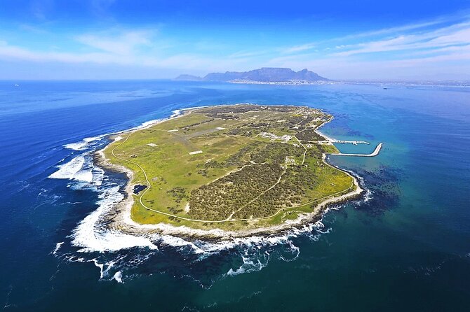 Robben Island, Kirstenbosch wine tasting Tour - Robben Island Museum and the Nelson Mandela Gateway shortcut