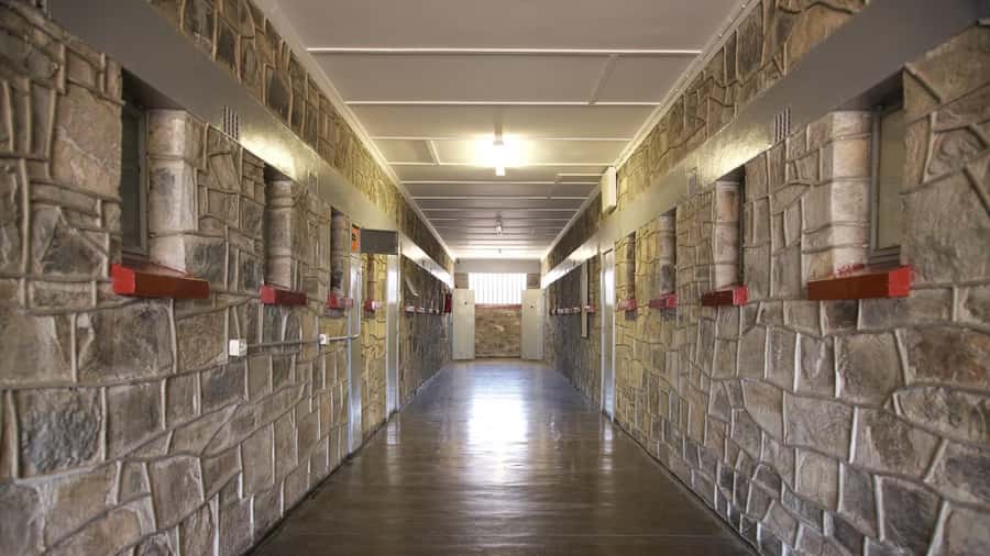ROBBEN ISLAND MUSEUM TOUR, WITH OPTIONAL LAST MINUTE TICKETS - Bus stops that broaden the story beyond Mandela