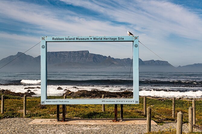 Robben Island Tour; Pickup, Drop-off; Guided Tour Historic Prison - From Silo Square to the Mandela Gateway: the pickup flow