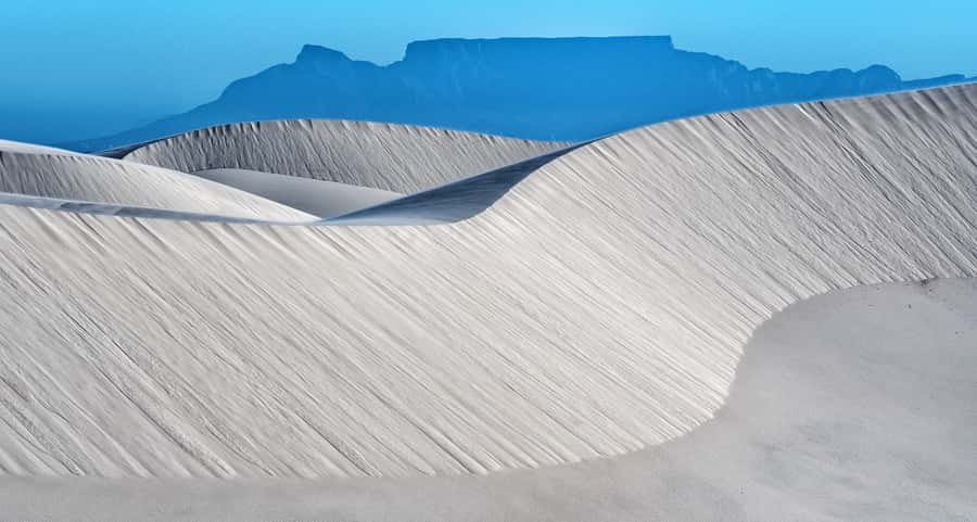 Sandboarding with jeep - drive uphill - Your 1 hour on the dunes: how the time usually gets spent