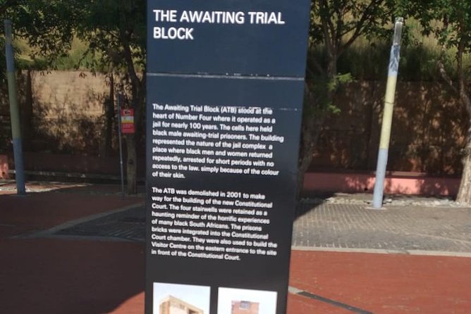 Soweto and Johannesburg Exclusive Full Day Guided Tour - A Smart One-Day Route for Johannesburg and Soweto