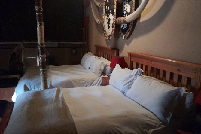 Soweto & Apartheid Museum, Cultural Village, Wildlife and Safari - Pretoria Sight Stops and the Comfort Factor on Long Transfers