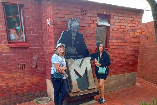Soweto & Apartheid Museum Guided Tour - Morning in Soweto: driving through the township with a lesson in social design