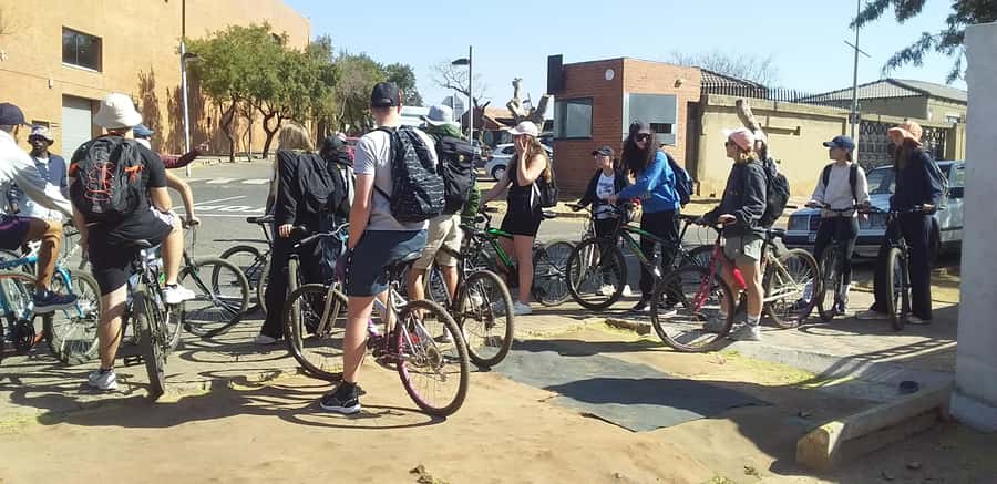 Soweto: Bike Tour with a Local Tour Guide - Entering Soweto the Right Way, On a Bike and With a Local