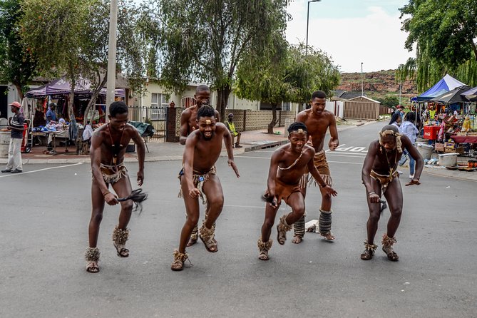 Soweto by Tuk-Tuk - Informal settlement visit: looking at challenges with the guide’s context