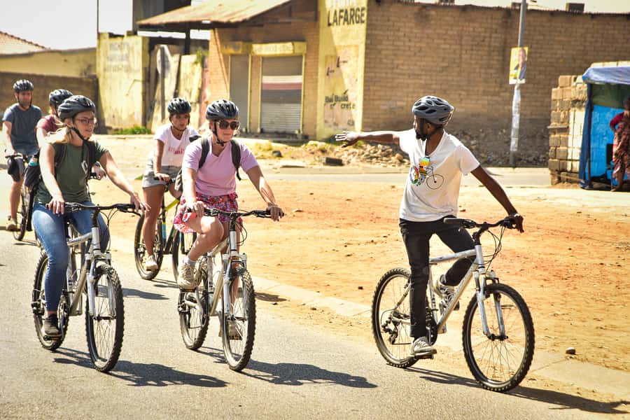 Soweto Food & Beer Bike Tour - Lunch and Street Food on Vilakazi Street (Orlando West)