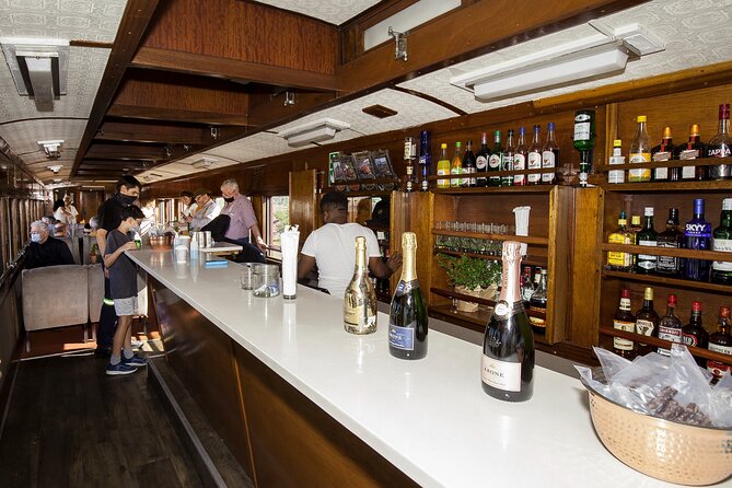 Steam Train to Elgin Railway Market - Seating, Lounge Options, and What to Watch Before You Go