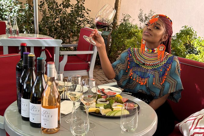Stellenbosch & Franschhoek 20 Wine Tasting + Lunch Shared Tour - Stellenbosch and Franschhoek Time: More than Just Driving Through