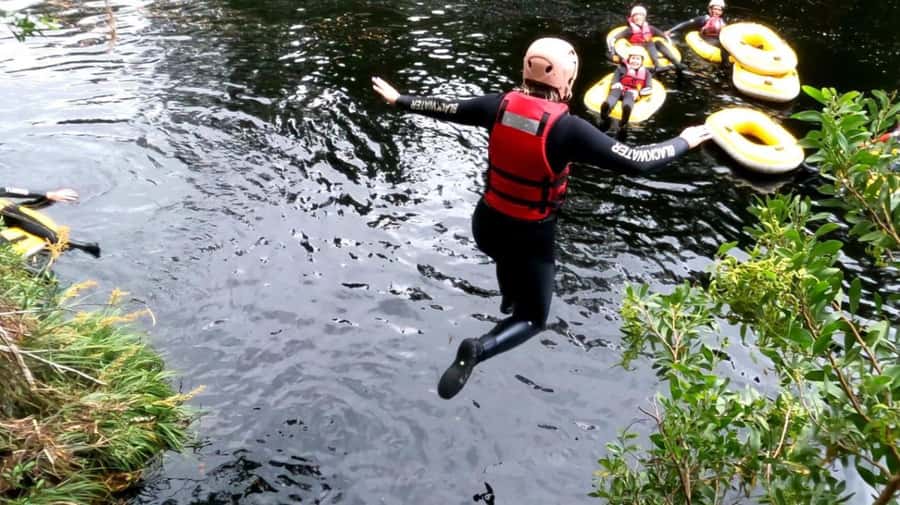 Stormsrivier: Green Route Tubing and Paddle-Boarding Tour - When water levels change, your experience changes too