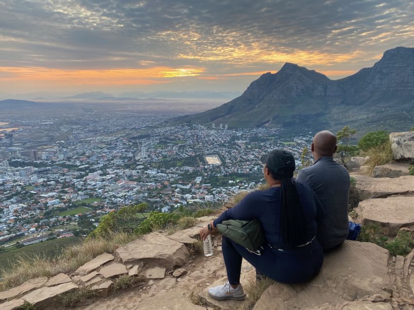 Sunrise & Sunset Lion's Head Hike + Hotel Pick-Up - Key points at a glance