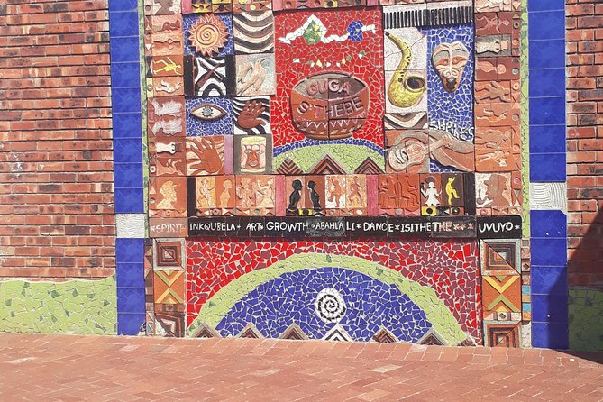 Table Mountain and Cape of Good Hope Tour - Simon’s Town: Naval Heritage and Victorian-era Streets