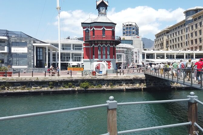 Table Mountain and Robben Island Tour - Robben Island Museum: The Lesson Behind the Ferry Ride