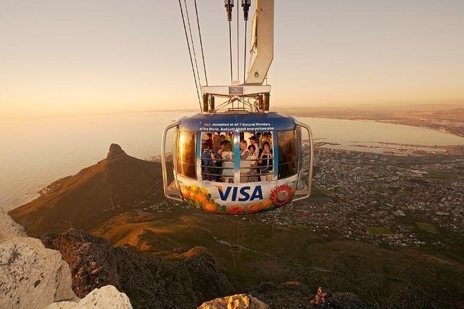 Table Mountain, Boulder's Penguins & Cape Point Private Tour from Cape Town - Chapmans Peak Drive: The View Stop That Breaks Up the Day